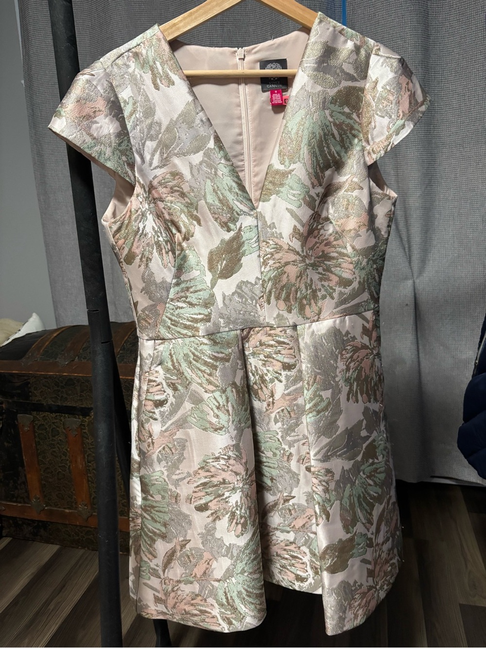 Vince Camuto Metallic Floral Jacquard Fit & Flare Dress Size 10